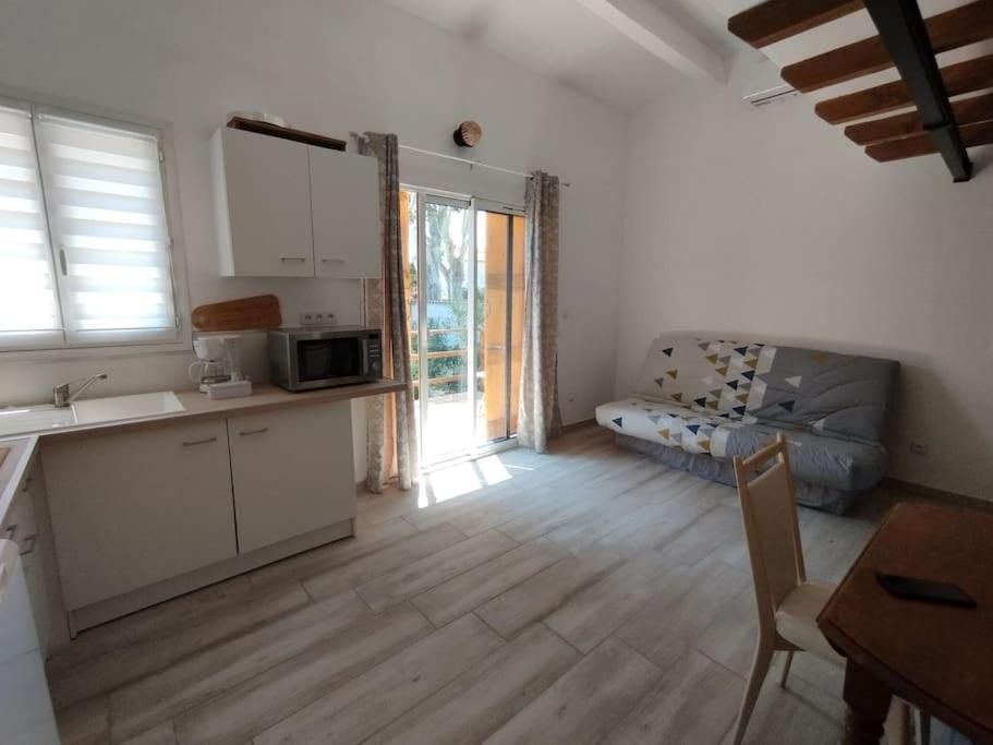 Le Cailar Studio En Petite Camargue מראה חיצוני תמונה