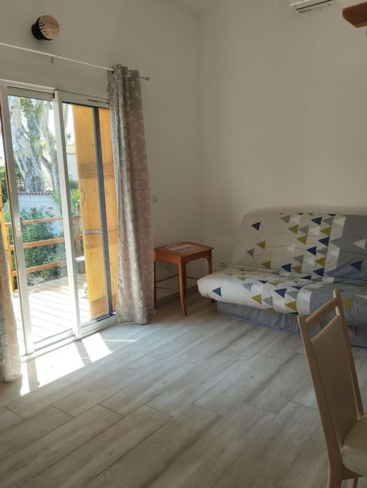 Le Cailar Studio En Petite Camargue מראה חיצוני תמונה
